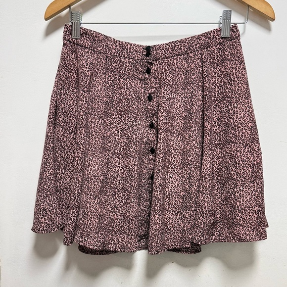 Urban Outfitters Dresses & Skirts - Urban Outfitters Pink Leopard Skater Skirt Size M